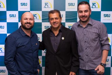 Evento de 15 Anos: SBJ Construtora & Incorporadora comemora com show de Vitor Kley e inaugura nova sede administrativa