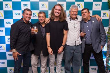 Evento de 15 Anos: SBJ Construtora & Incorporadora comemora com show de Vitor Kley e inaugura nova sede administrativa