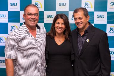 Evento de 15 Anos: SBJ Construtora & Incorporadora comemora com show de Vitor Kley e inaugura nova sede administrativa