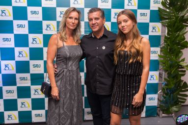 Evento de 15 Anos: SBJ Construtora & Incorporadora comemora com show de Vitor Kley e inaugura nova sede administrativa